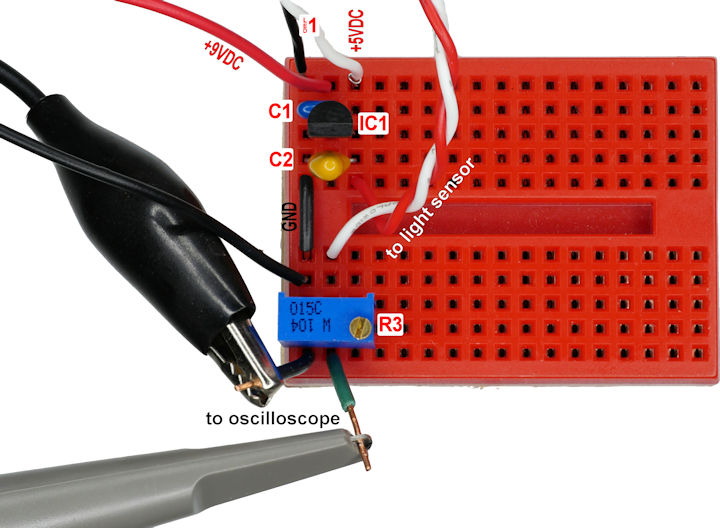 Light sensor circuit on solderless breadboard